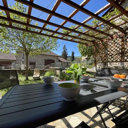 Maison Cocooning A La Montagne - Activites Nature, Cheminee, Jardin Clos, Animaux Bienvenus - Fr-1-489-448 Holiday home *